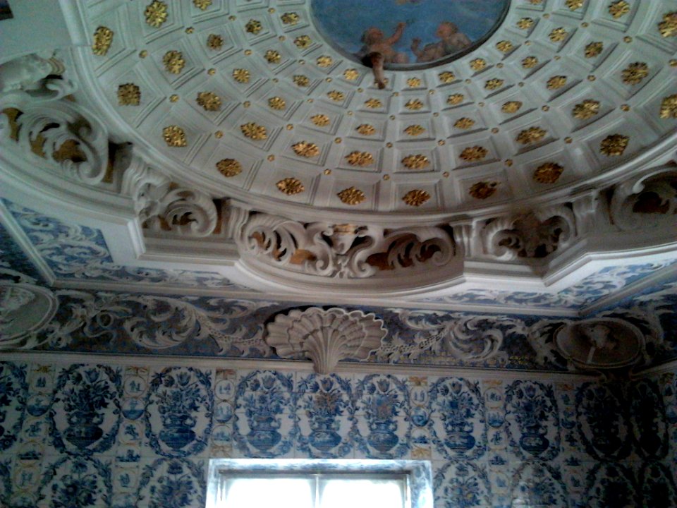 Queen's Bathroom in the Wilanów Palace 01