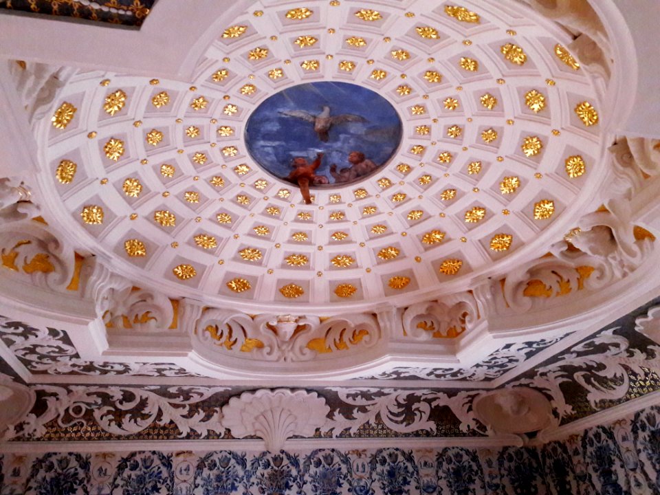 Queen's Bathroom in the Wilanów Palace 06
