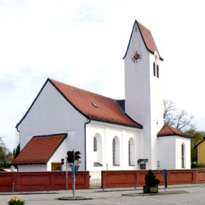 Putzbrunn, alte Stephanskirche von Südwesten, 4