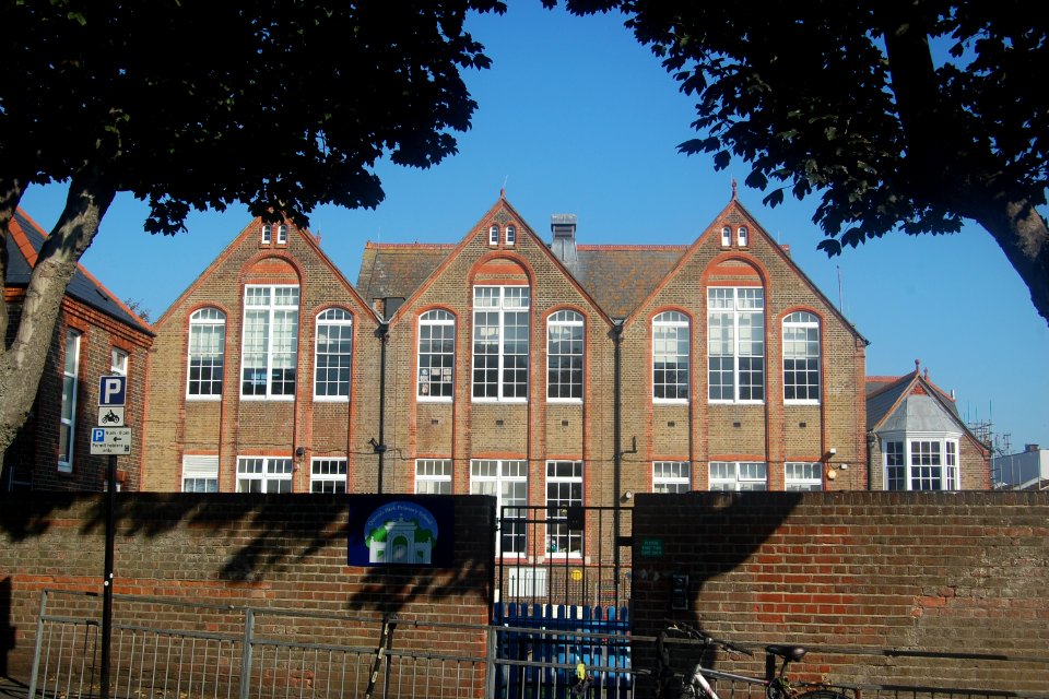 Queen's Park Primary School (former Board School), Freshfield Place, Brighton (August 2019) (2)