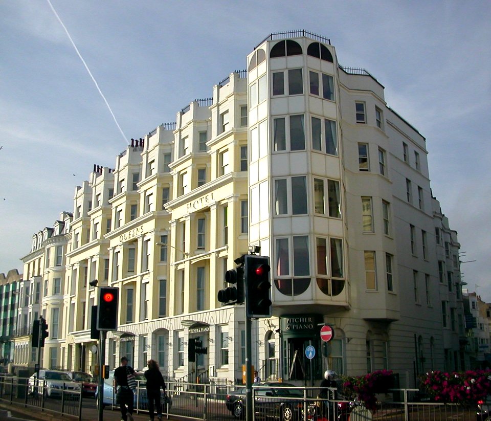 Queens Hotel, King's Road, Brighton (September 2010)