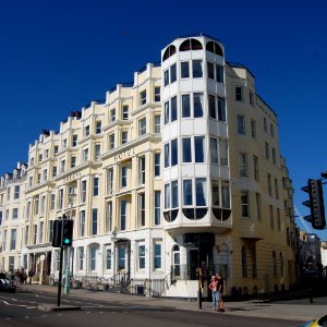 Queens Hotel, King's Road, Brighton (September 2018) (3)