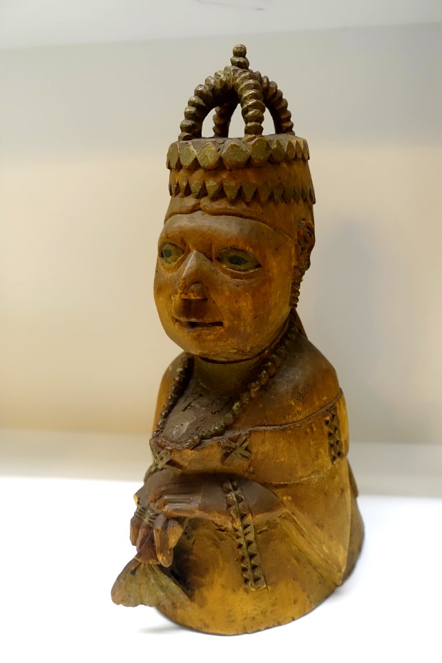 Queen Victoria, Yoruba, Nigeria, late 19th to early 20th century, wood - Rautenstrauch-Joest-Museum - DSC00314