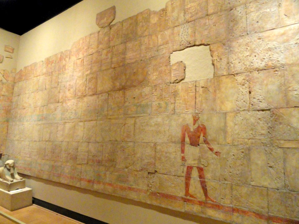Queen Hatshepsut's expedition to Punt, plaster cast of her mortuary temple at Deir el-Bahri, Western Thebes, Egypt - Royal Ontario Museum - DSC09766