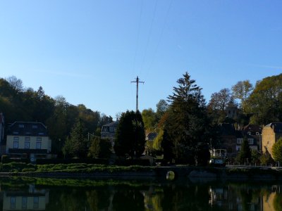 Pylône passage d'eau Rouillon