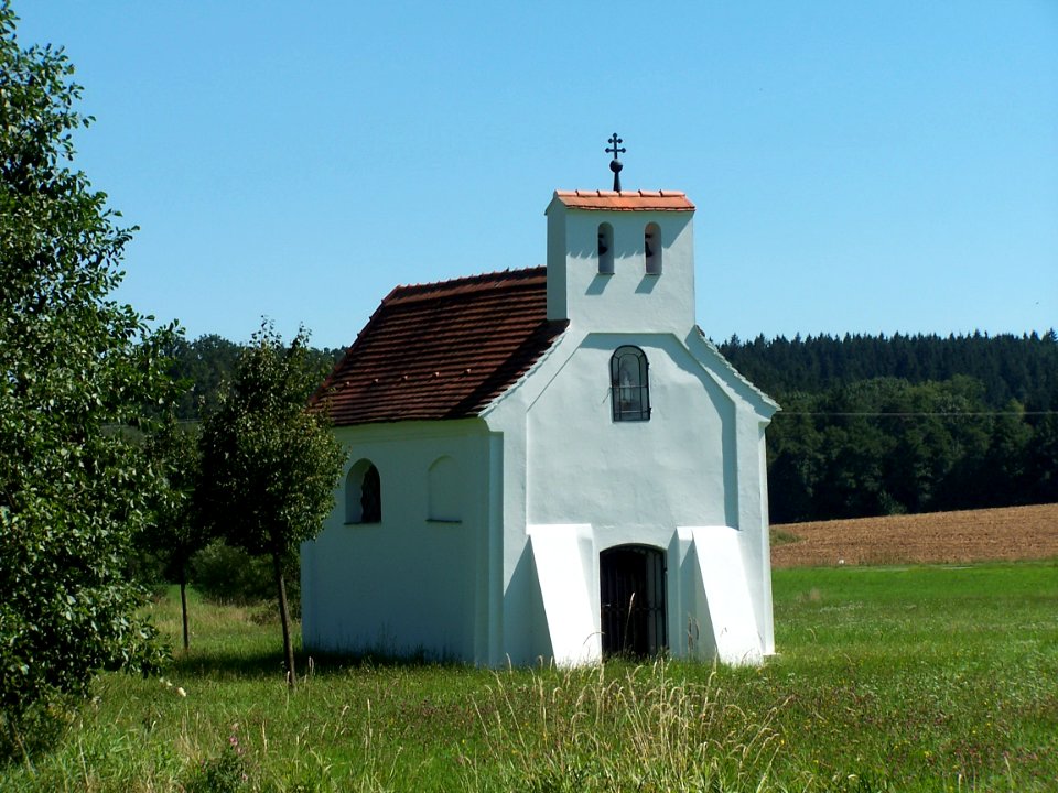 Punzenhofen-Kirche-Sankt-Johannes-Nepomuk