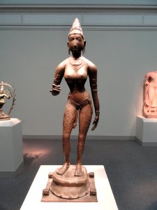 Queen Sembiyan Mahadevi as the Goddess Parvati, Chola dynasty, c. 990 AD, Tamil Nadu, India, bronze - Freer Gallery of Art - DSC05139