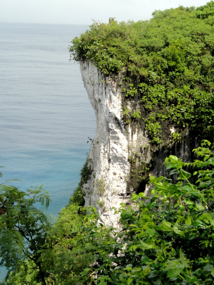 Puntan Dos Amantes cliff (Guam) - DSC01138