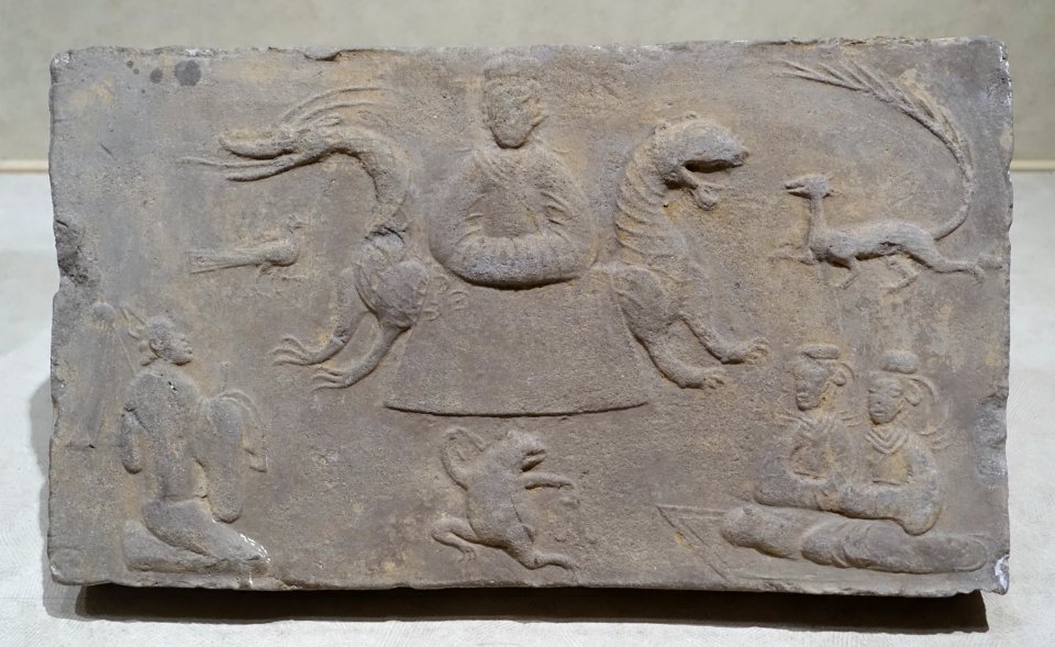 Queen Mother of the West, unearthed from Chengdu, Sichuan, Eastern Han dynasty, 25-220 AD, tomb tile - Sichuan University Museum - Chengdu, China - DSC06290