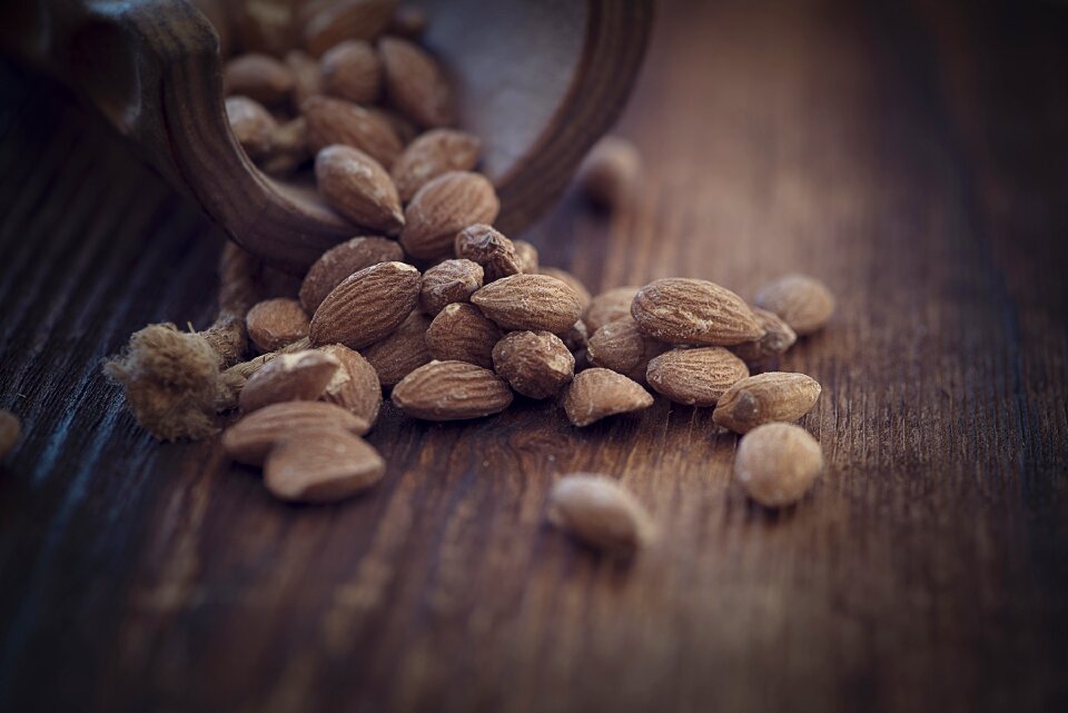 Brown natural product eat