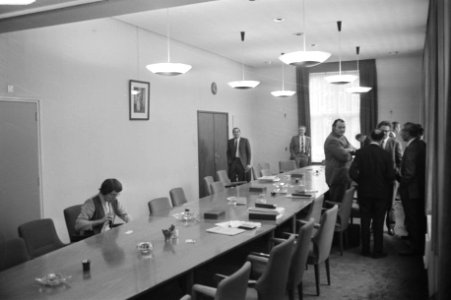 Raad van overleg van werkgevers en werknemers metaalindustrie bijeen over CAO in, Bestanddeelnr 925-3032