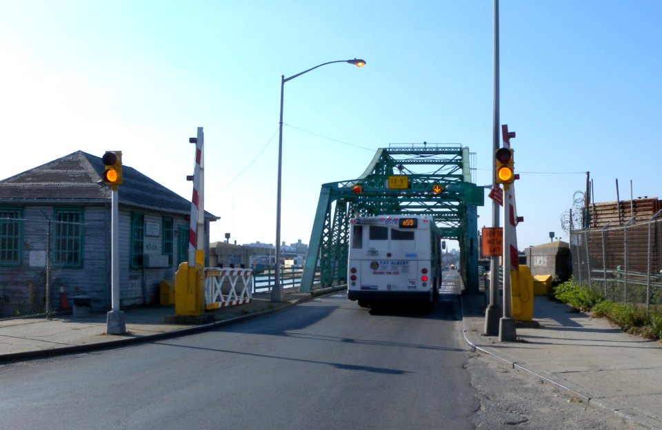 Q59 Grand St Bridge jeh