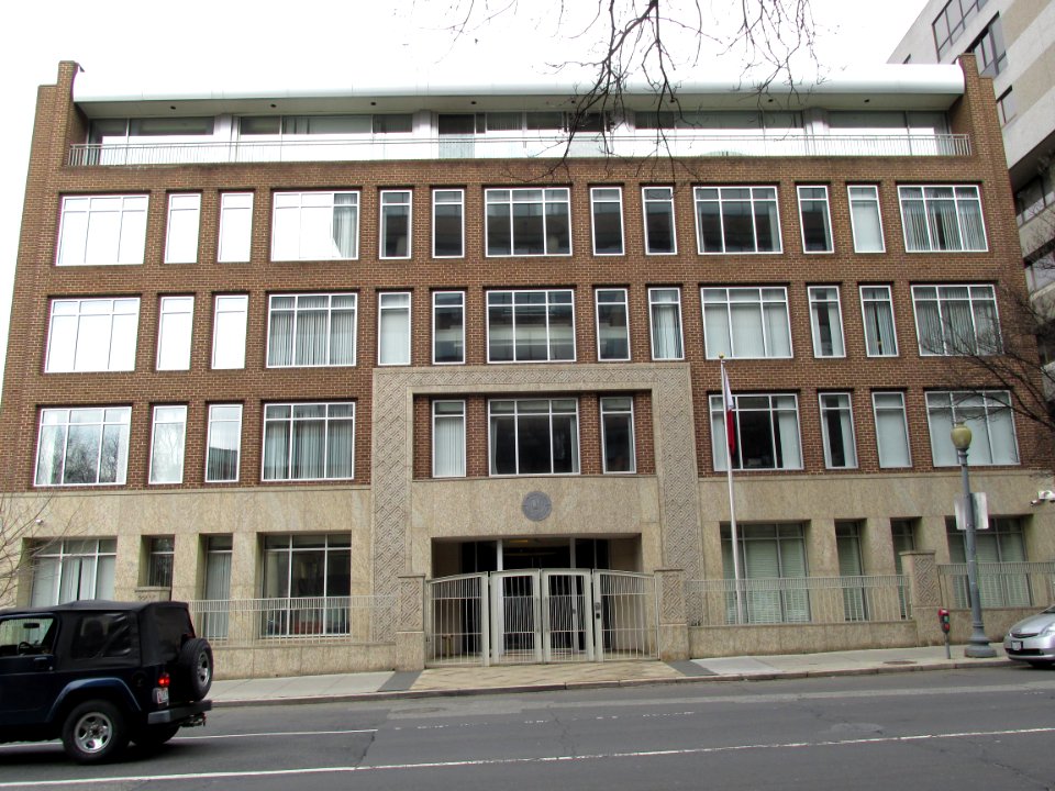 QatarEmbassyDC 01