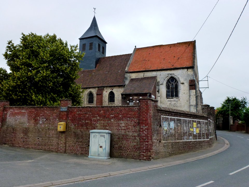 Quernes (Pas-de-Calais) église 01
