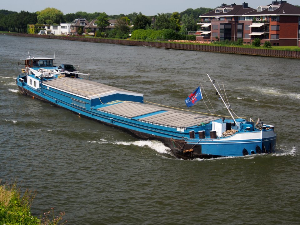 Pur-Sang -ENI 02100621, Amsterdam-Rijn kanaal, pic2