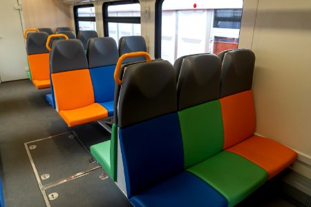 RA3-005 interior - seats 1