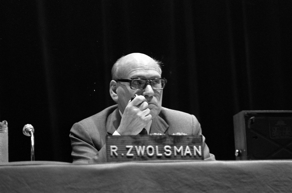 R Zwolsman, Bestanddeelnr 927-0206