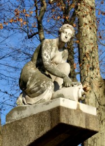 Quellnymphe fountain, sculpture by J. H. Dannecker, 1758-1841 - Schlossgarten Stuttgart - Stuttgart, Germany - DSC01623
