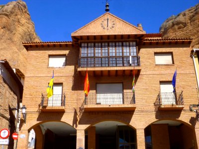 Quel - Ayuntamiento 1