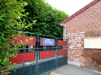 Quernes (Pas-de-Calais) école