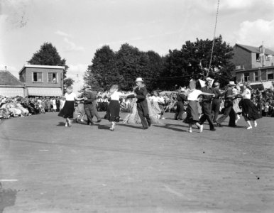 Raalte.Stoppelhaenefeest. Oogstfeest, boerendans, Bestanddeelnr 907-2957