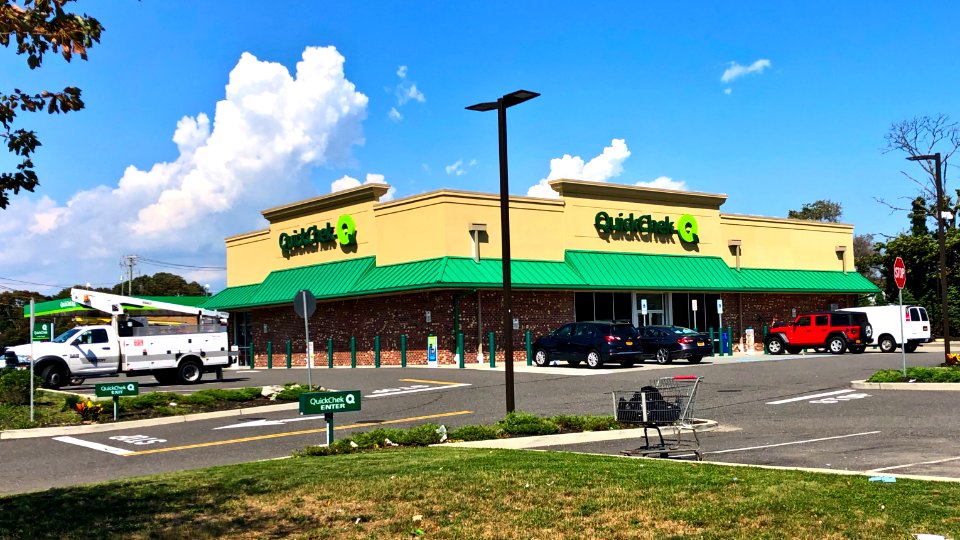 Quickchek gasoline and store in Copaigue New York