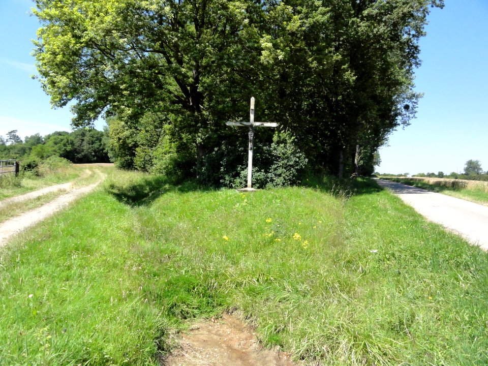Réclonville (M-et-M) croix de chemin