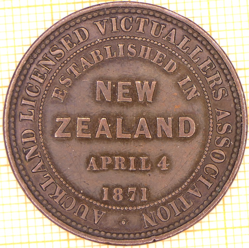 R36 New Zealand Token, 1871, Auckland Licensed Victuallers Association - obverse