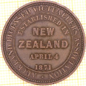 R36 New Zealand Token, 1871, Auckland Licensed Victuallers Association - obverse