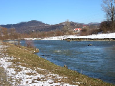 Râul Târgului by Mihăeşti winter 2010 2