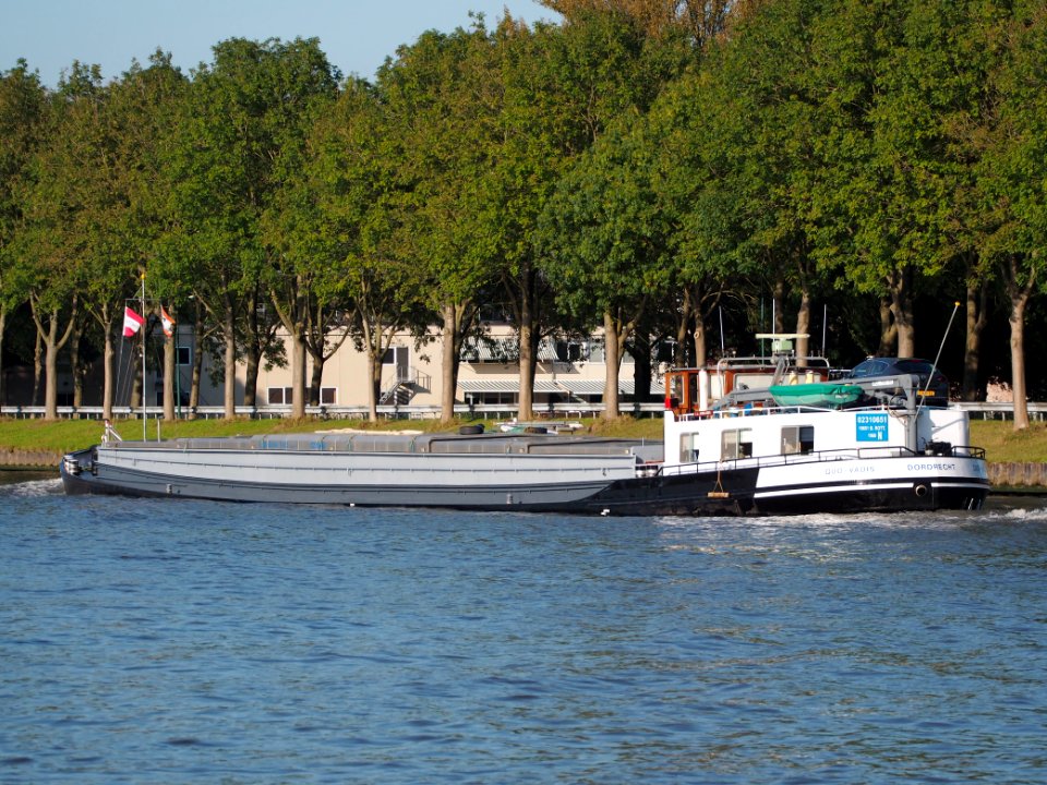 Quo-Vadis ENI 02310651 at the Amsterdam-Rhine Canal, pic2