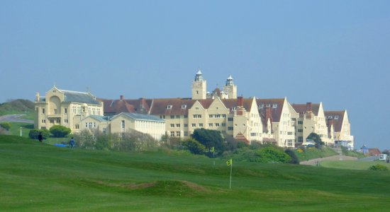 Roedean School, Roedean Way (off A259), Roedean, Brighton (NHLE Code 1380831) (May 2013) (4)