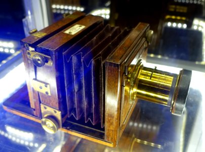Quarter plate Meagher camera, c. 1870 - Fox Talbot Museum - Wiltshire, England - DSC01046