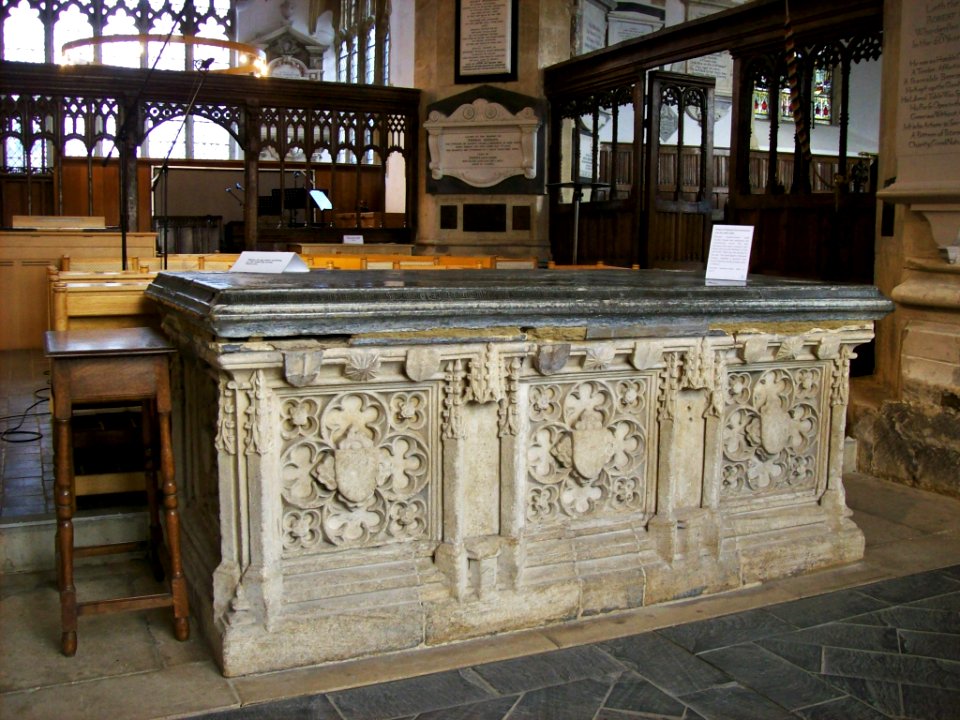 Quartermaine tomb, St Mary, Thame