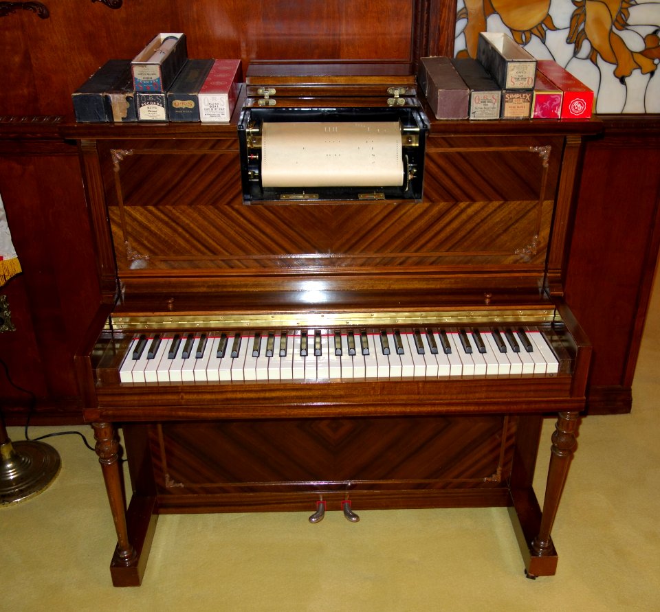QRS player piano - Bayernhof Museum - DSC06383