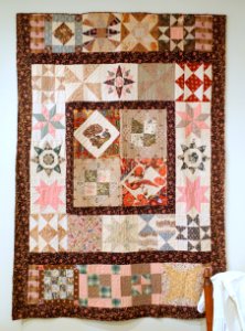 Quilt, Charlestown, Massachusetts, 1837-1838, cotton, muslin - Concord Museum - Concord, MA - DSC05852