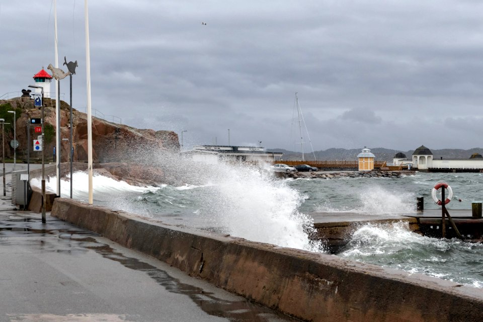 Quay in Kyrkevik during Storm Dennis 2