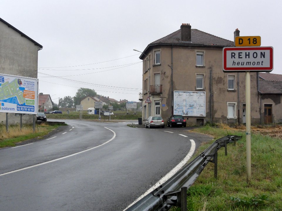 Réhon (Meurthe-et-M.) city limit sign Heumont