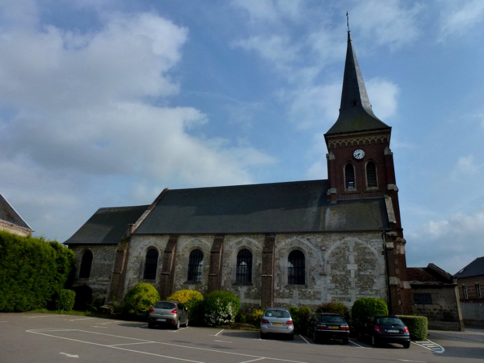 Quittebeuf (Eure, Fr) église, vue latérale