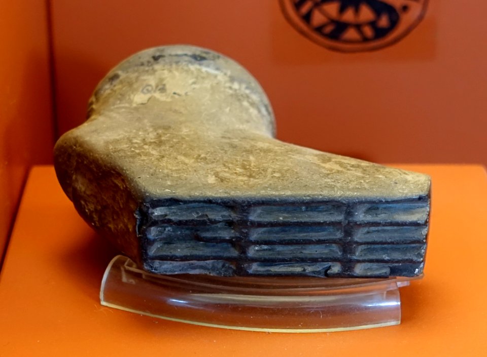 Quimbaya double stamp, 1000-1500 AD - Redpath Museum - McGill University - Montreal, Canada - DSC08232