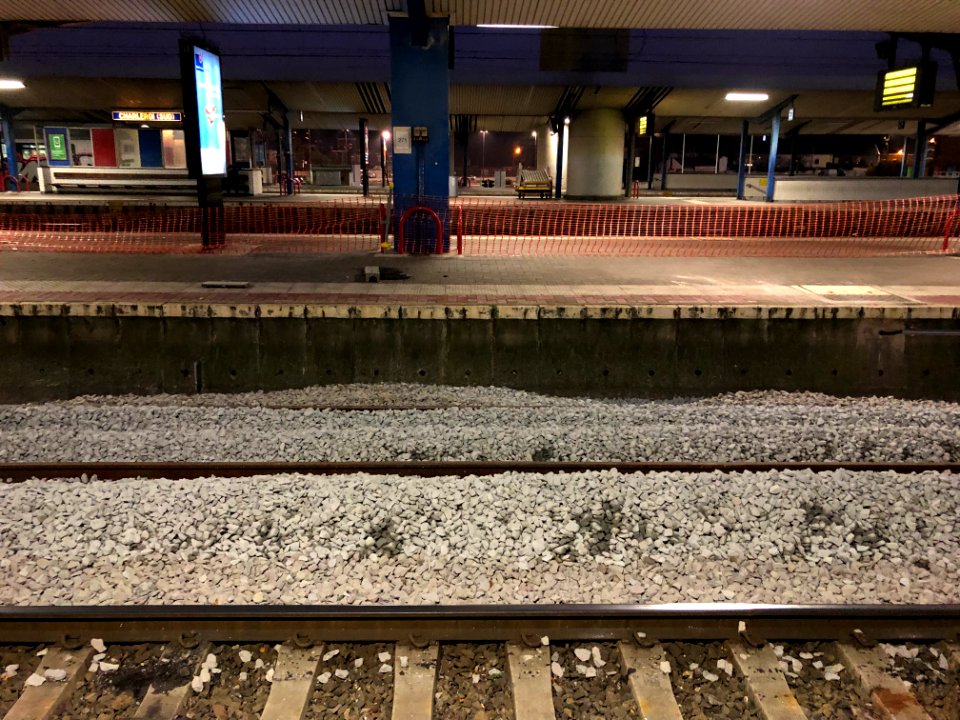 Réfection de la voie 6 de la gare de Charleroi-Sud 002