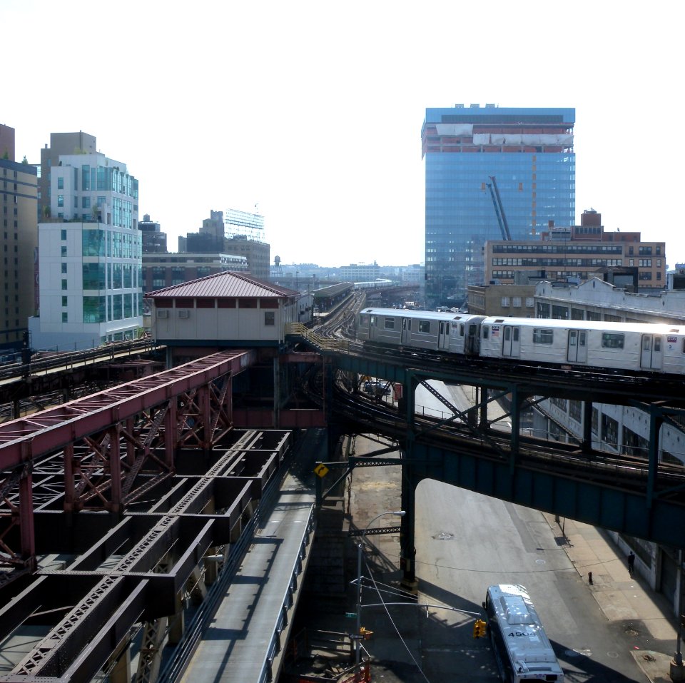 Queensboro Plaza station sunny west jeh