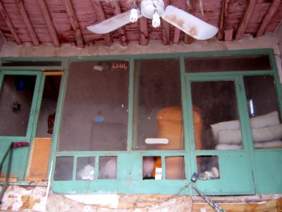 Quilter and quilting in the Bazaar of Nishapur 05