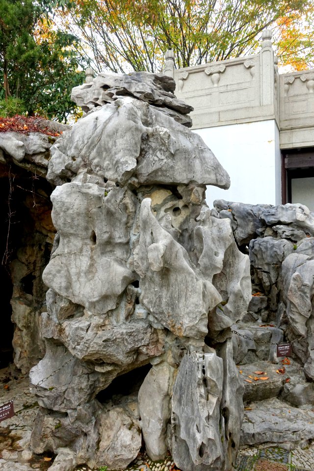 Rockery with waterfall - Lan Su Chinese Garden - Portland, Oregon - - Lan Su Chinese Garden - Portland, Oregon - DSC01572