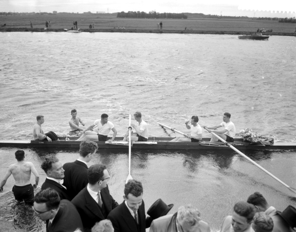 Roeiwedstrijden ivm lustrum Leidse Universiteit, Bestanddeelnr 911-3329