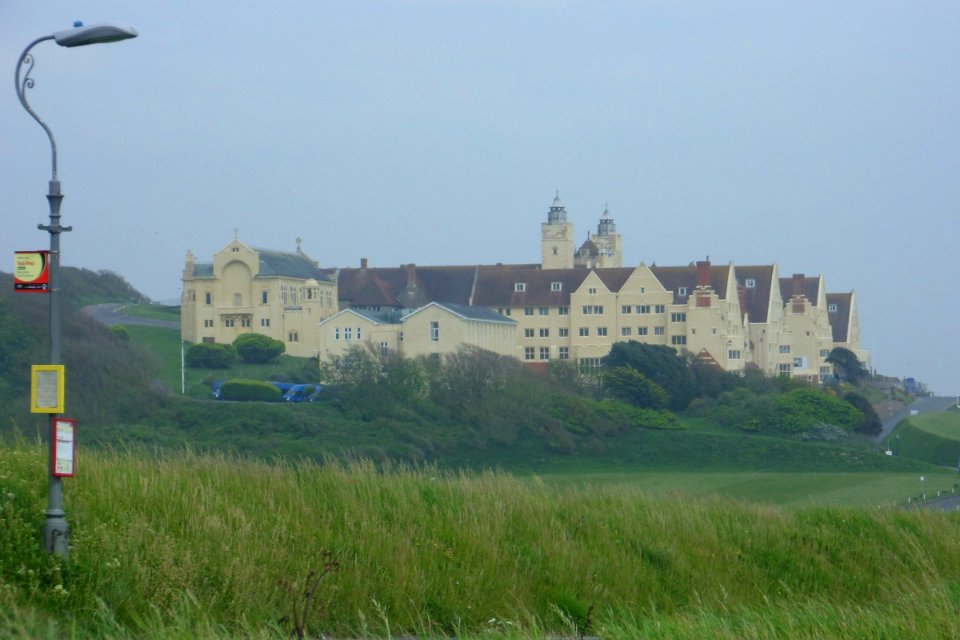 Roedean School, Roedean Way (off A259), Roedean, Brighton (NHLE Code 1380831) (May 2013) (5)
