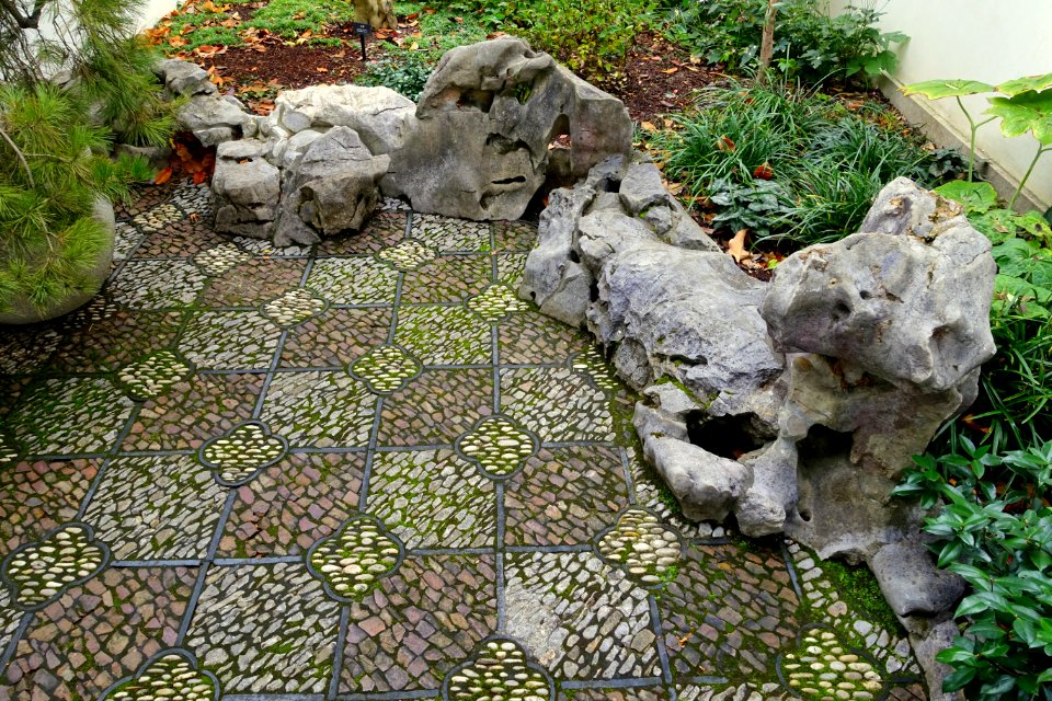 Rocks and pavement - Lan Su Chinese Garden - Portland, Oregon - DSC01388