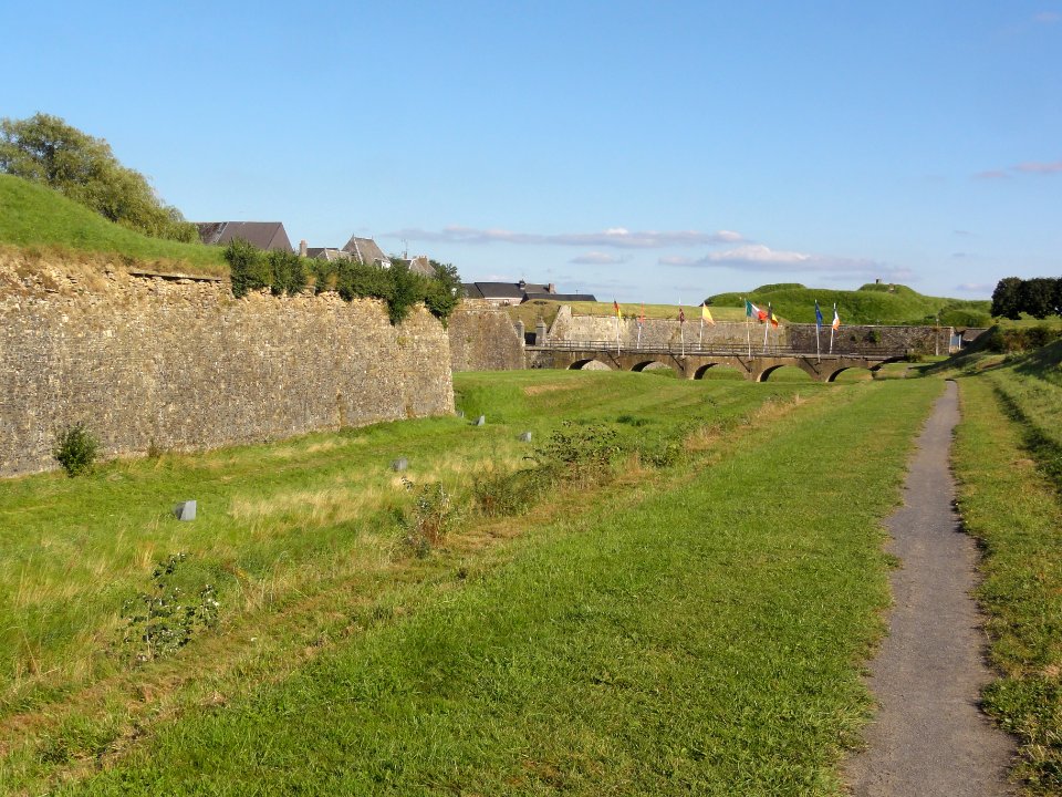 Rocroi (Ardennes) fortifications, 05