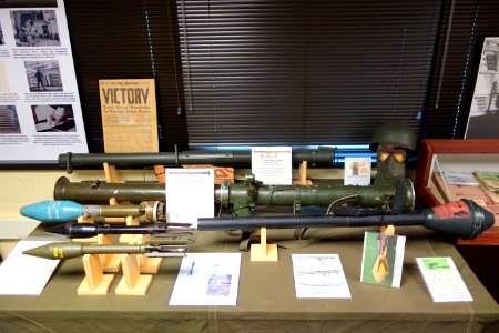 Rocket Launchers, M1A1 2.36 inch Bazooka, M20 3.5 inch Super Bazooka, M6A1 2.36 Inch HEAT - Fort Devens Museum - DSC07081