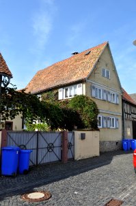 Rodheim vor der Höhe, Burggasse 3